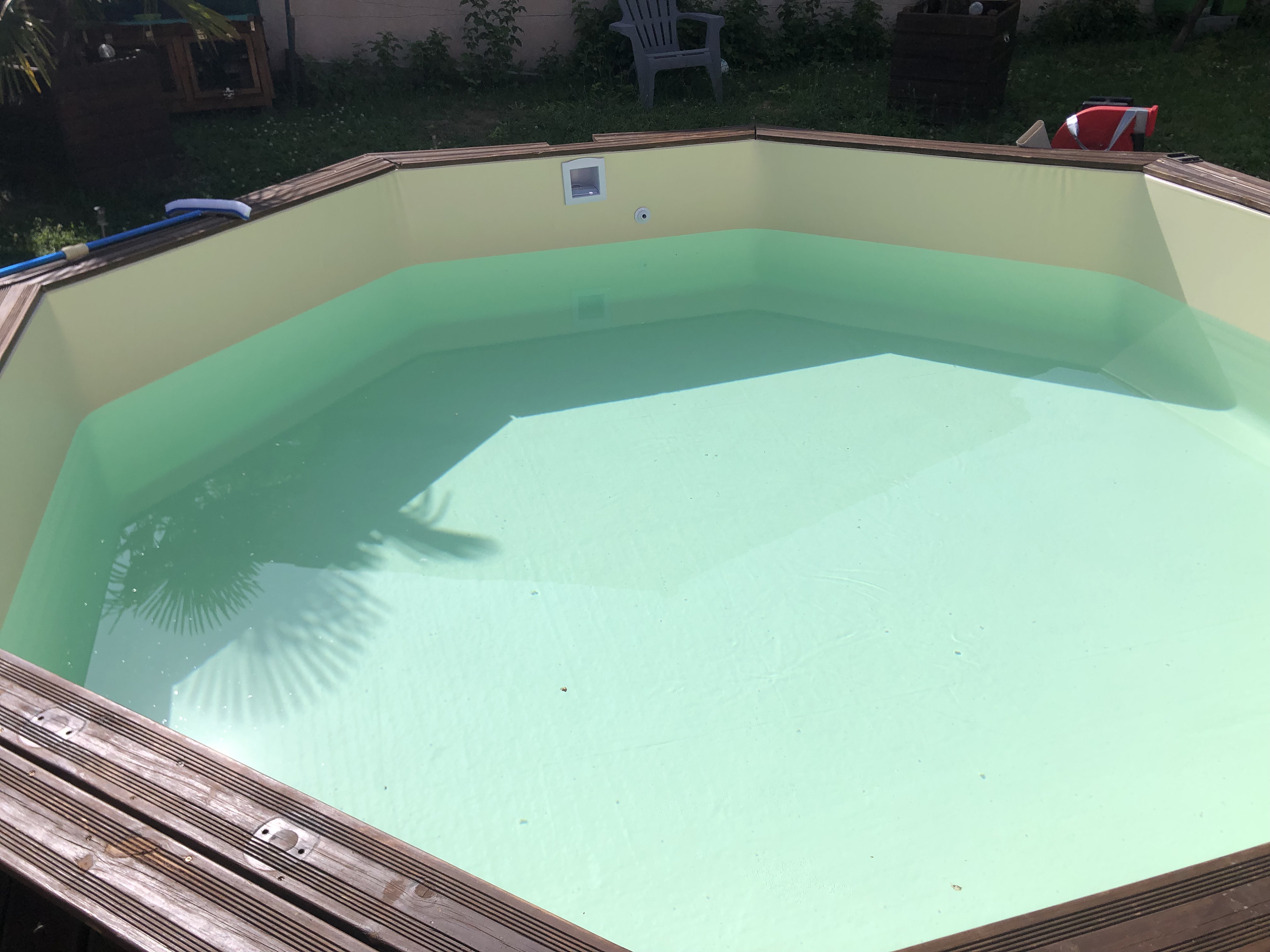 Entreprise artisanale basée à Randan (63), nous accompagnons particuliers et professionnels dans leurs projets de maçonnerie, piscines et aménagements extérieurs. Intervention à Randan, Clermont-Ferrand, Montluçon et alentours.